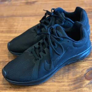 Like New Women’s Nike Downshifter 8